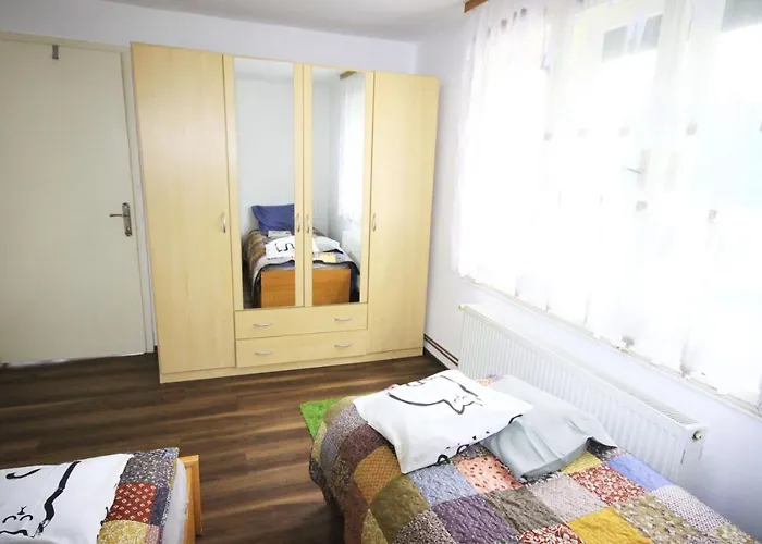 Small House In 펜션 첼레