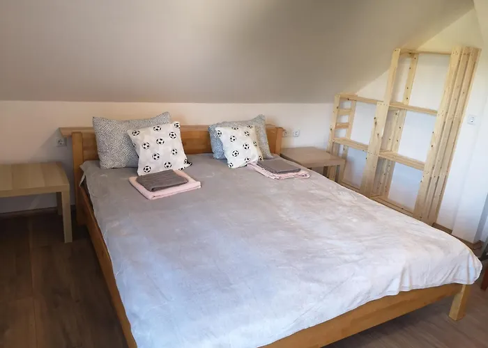 Small House In 첼레