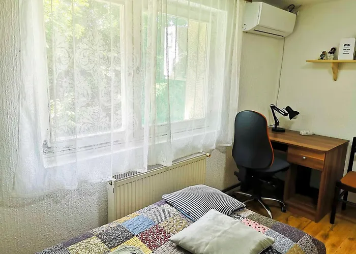 펜션 Small House In *