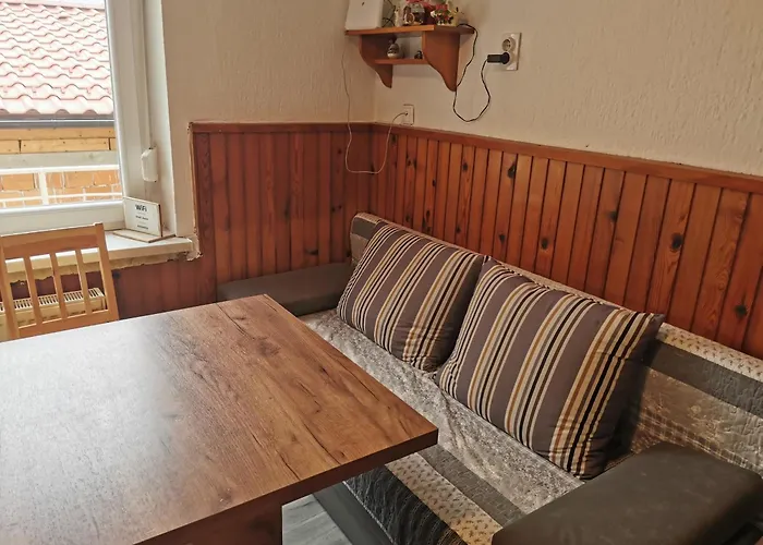 Small House In 첼레